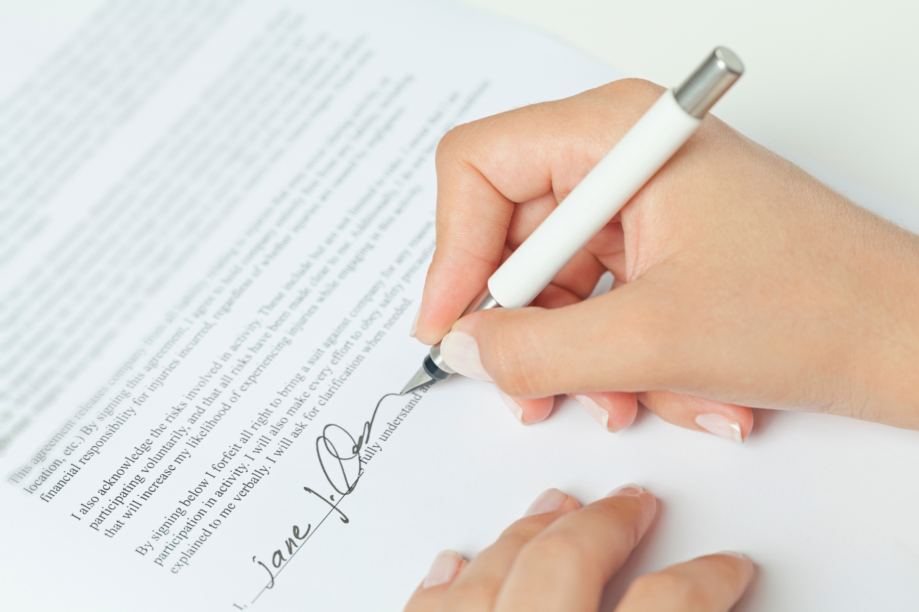 10 Essential Components Every New Jersey Employment Contract Needs